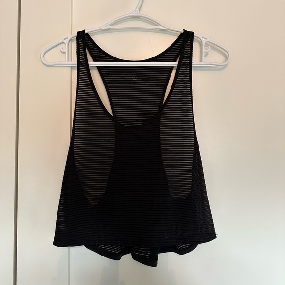 2 in 1 Black Mesh Crop Lululemon Top - Picture 4 of 7